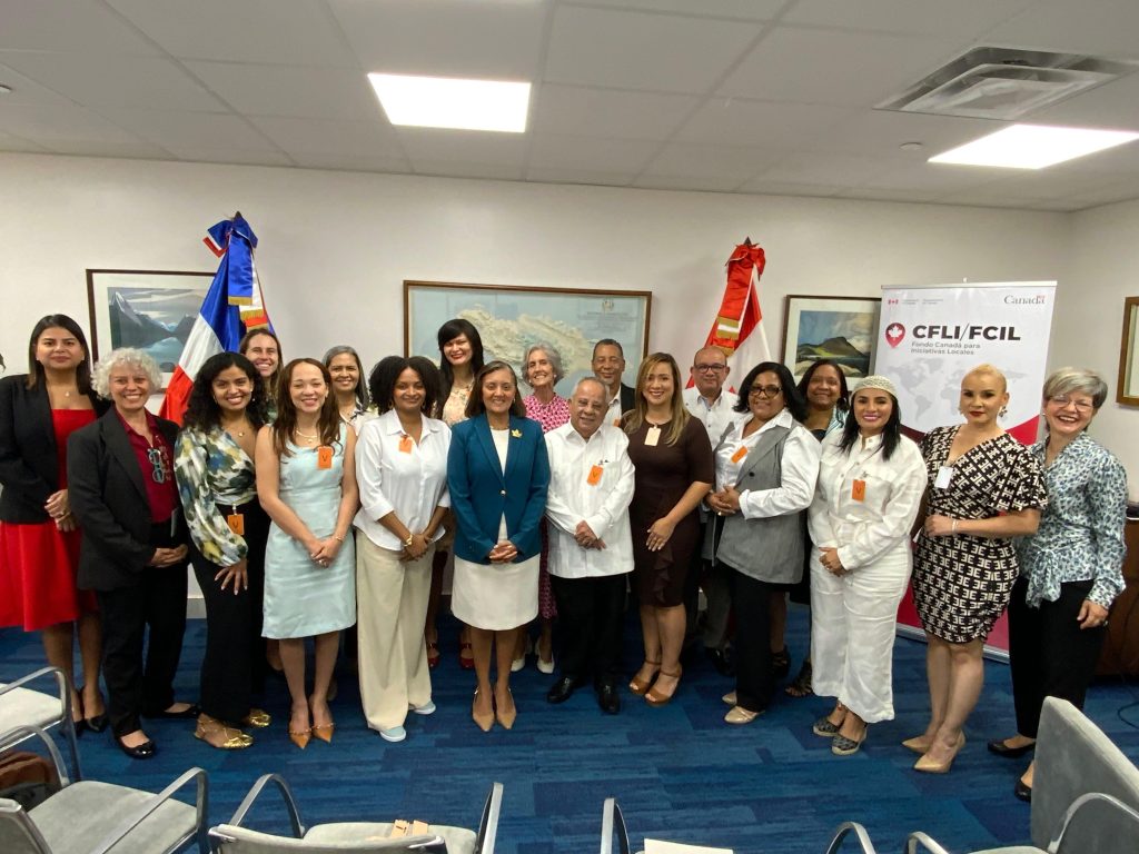 Embajada de Canadá y FUNPROMUJER presentan el programa “Mujeres Libres y Fuertes” en la región Este
